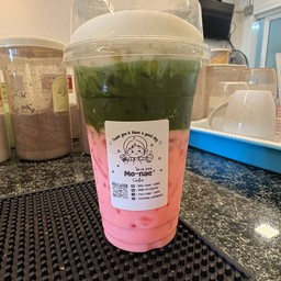 มัทฉะสตอเบอร์รี่ (เย็น)