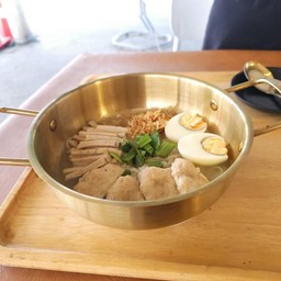 ก๋วยจั๊บญวน