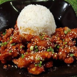 ไก่บอนชอน (ซอสเกาหลี) อ้อมค่าย