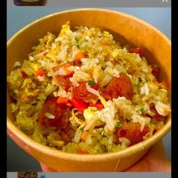 ข้าวผัดกุนเชียง