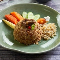 ข้าวผัดน้ำพริกลงเรือ