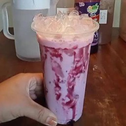 บลูเบอร์รี่นมสด (เย็น)