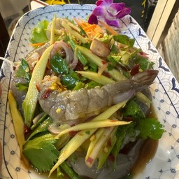 ยำกุ้งสด