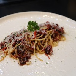 สปาเก็ตตี้พริกแห้งคอร์นบีฟ