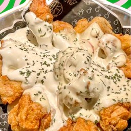 ไก่คาราเกะราดซอสซาวครีมแบบฉ่ำๆ