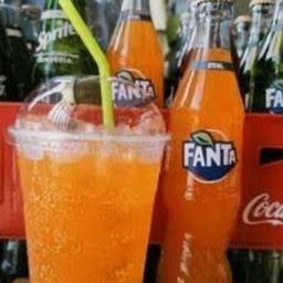 แฟนต้าน้ำส้มแก้วโอ่ง