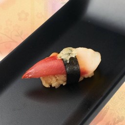 ซูชิเยลลี่ยุสุหอยปีกนก (Hokkigai Sushi With Yuzu Jelly)