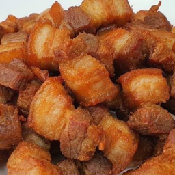 สามชั้นทอดน้ำปลา