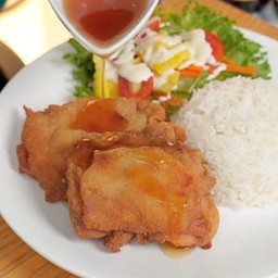 ไก่กรอบซอสน้ำปลา