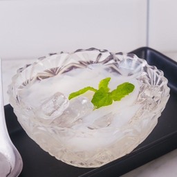 ลูกตาลลอยแก้ว / Palmyra Palm Seed in Syrup (Loy Kaew)