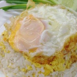 ข้าวผัดไข่+ไข่ดาว
