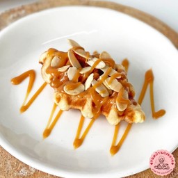 ครอฟเฟิล คาราเมลอัลมอลด์