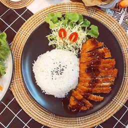 ข้าวไก่ทอดทงคัตสึ