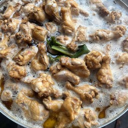 เกาเหลาน่องไก่