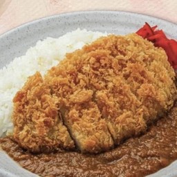 ข้าวแกงกะหรี่หมูทอดทงคัตสึ