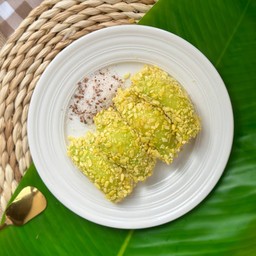 ขนมถั่วแปบ (Soft Mung-Bean Crepe)