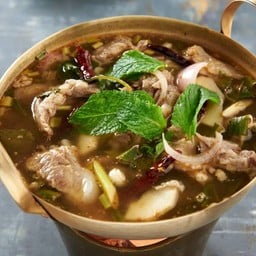 ต้มแซ่บกระดูกหมูอ่อน