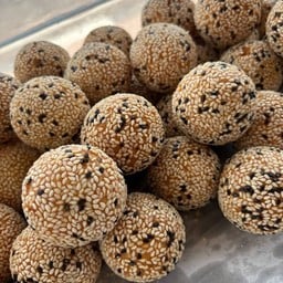 ขนมไข่หงส์ ไส้มะพร้าว