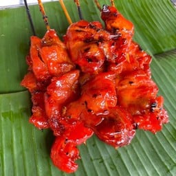 เนื้อไก่ย่างฉ่ำวาวพร้อมน้ำจิ้งแจ่วรสเด็ด