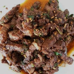 ก้อยเสือคั่ว