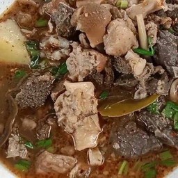 ต้มเครื่องในเนื้อ