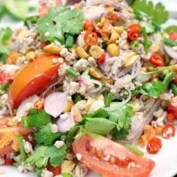 ยำแซ่บ ครัวฉันเอง