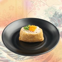 อินาริทูน่าสลัด                               ( Inari Tuna Salad )