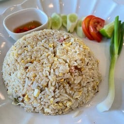 ข้าวผัดรวมมิตรแหนม+หมูยอ