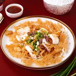 ปลาหมึกทอดกรอบ / Crispy Fried Omelette with Squid