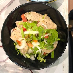 ยำหมูยอ