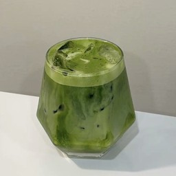 (MUST TRY) new STRONG Matcha Latte Cold Whisk