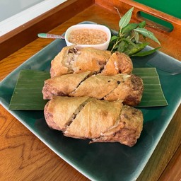 ป๋อเปี๊ยะทอด