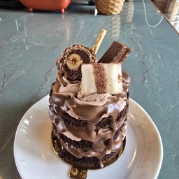 Chocolate cake