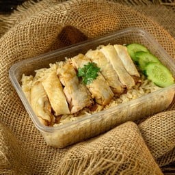 ข้าวมันไก่ต้ม นุ่มเด้ง เนื้อน่องติดสะโพก