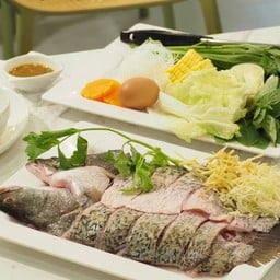 เชิญ ปลาจุ่ม