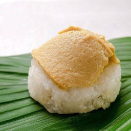 ข้าวเหนียวสังขยา (Sweet Sticky Rice with Thai Custard)