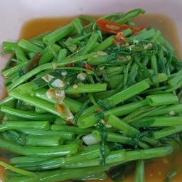 ผัดผักบุ้ง