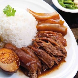 ข้าวขาหมูจอมทัพ