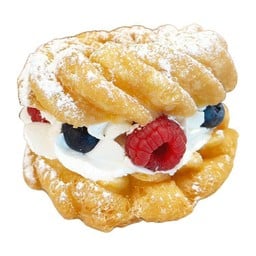 Fresh Berry Cream Cruller