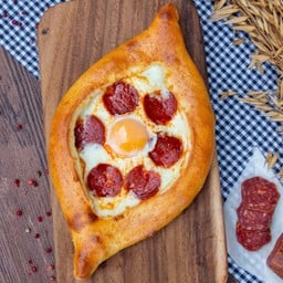 Khachapuri Pepperoni