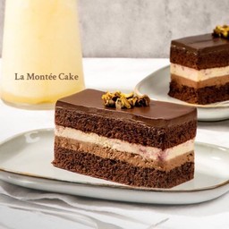 Lamontee Cake