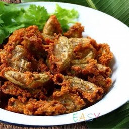 ไส้อ่อนทอดกระเทียม