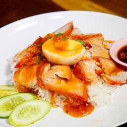 ข้าวหมูแดง