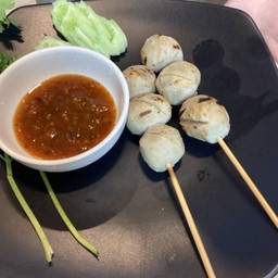 ลูกชิ้นปิ้ง ไม้ละ Meatball (per a stick)