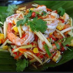 ยำกุ้งสุกมะม่วง