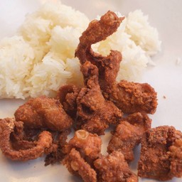 ข้าวเหนียว หนังไก่ทอด