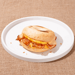 Bacon & Egg Sriracha
