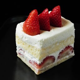 สตรอว์เบอร์รีช็อตเค้ก