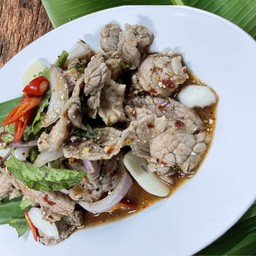 น้ำตกเนื้อ