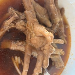 ก๋วยเตี๋ยวไก่ ขนมจีน บุฟเฟต์